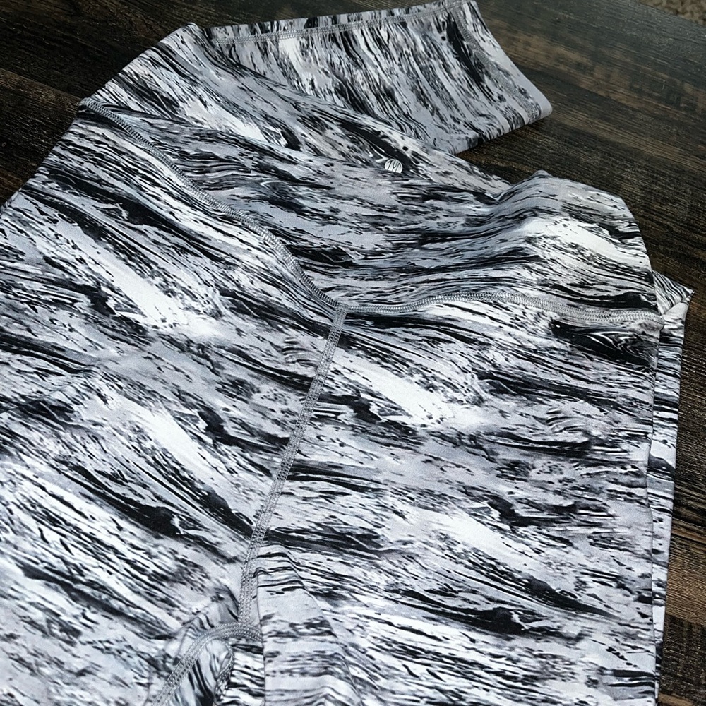 Til you collapse cross cross leggings